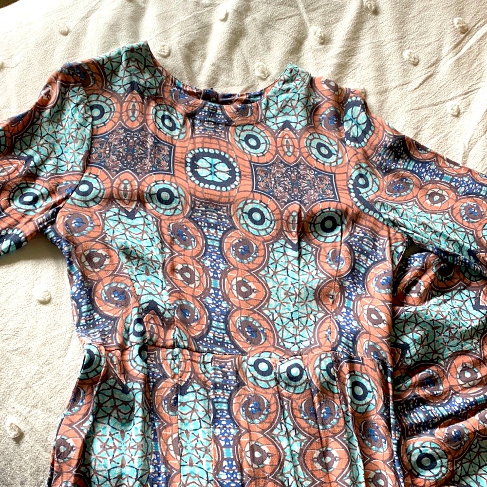•dress•